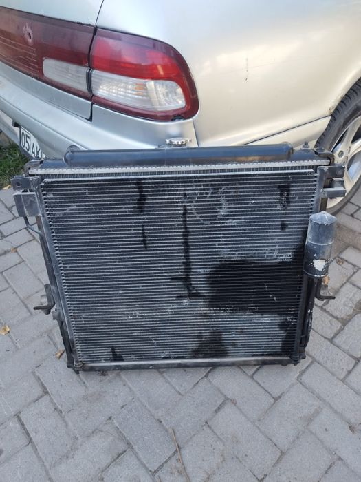 Продам  радиатор