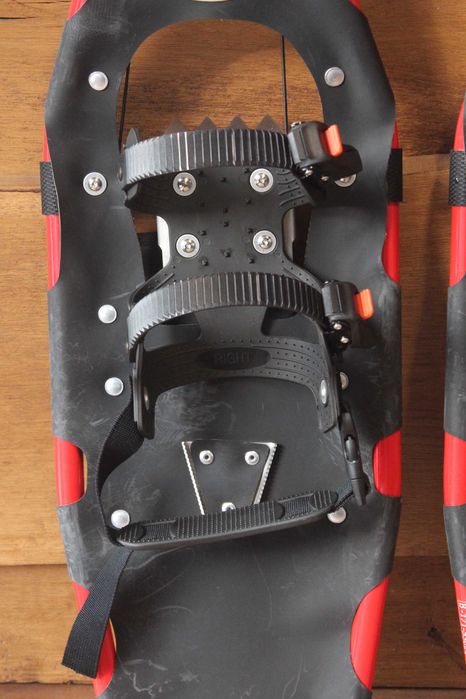 Rachete de zapada Adventuridge