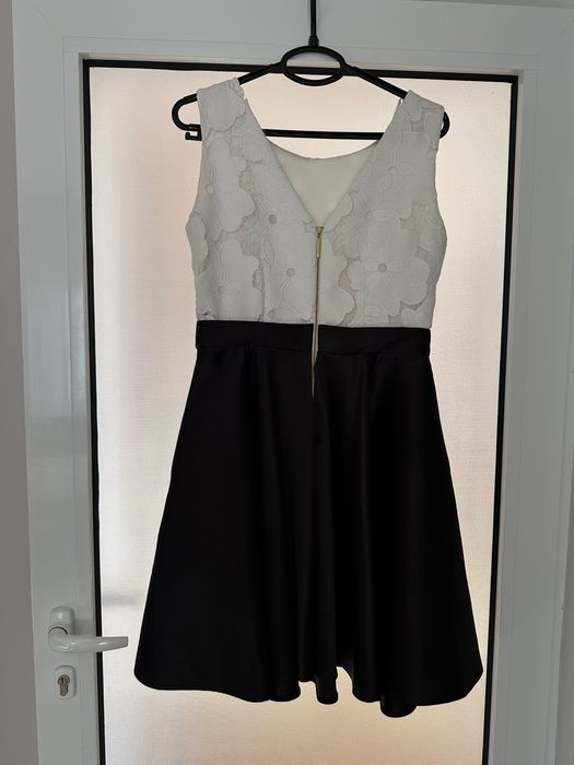 Черни къси рокли