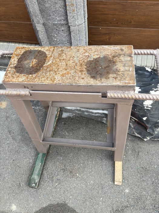 Продам наковальню.