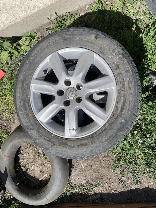 продам шины на фольсфаген поло