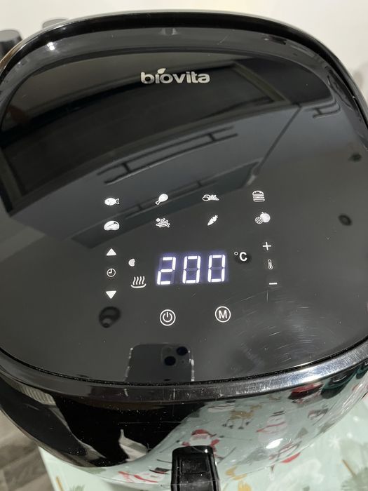 Friteuza cu aer cald biovita