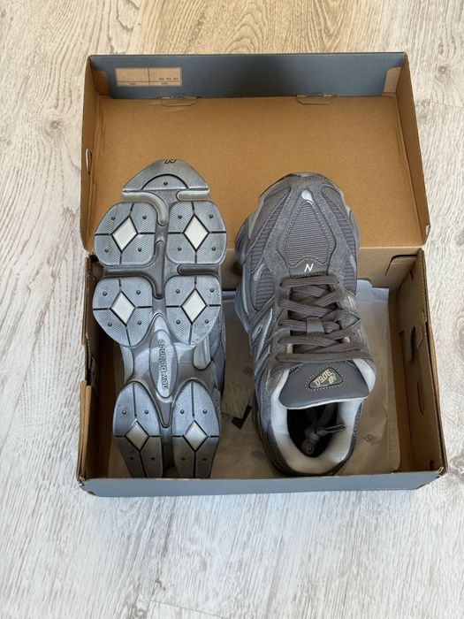 New Balance 9060 BLK