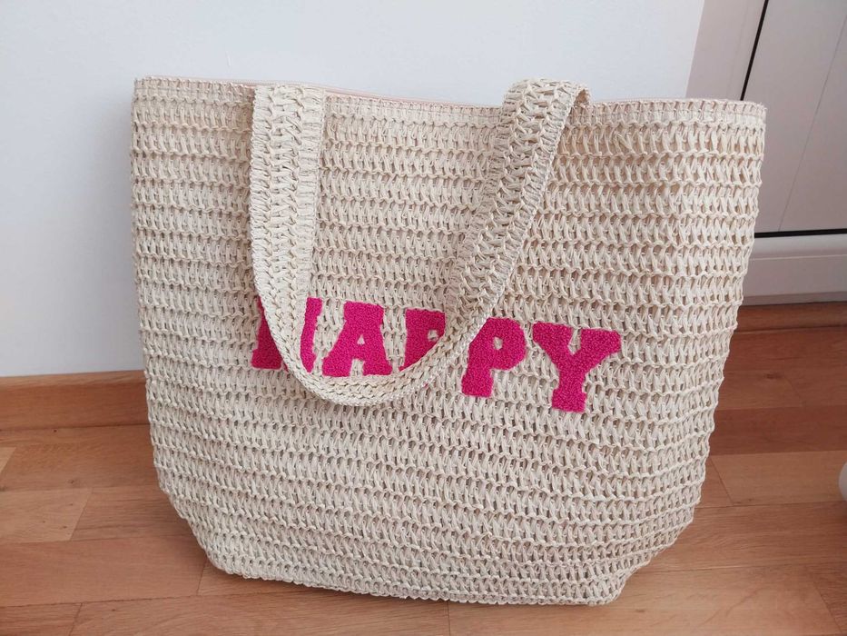 Продава се плажна чанта