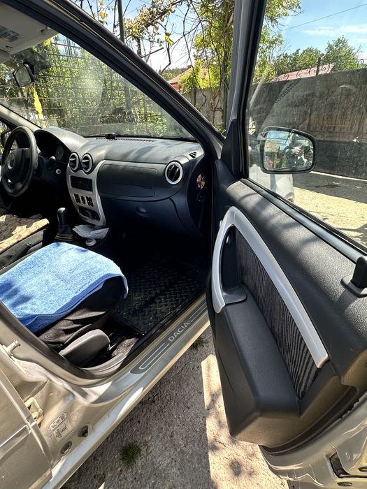 Dacia Logan 2012 - 106.000 km