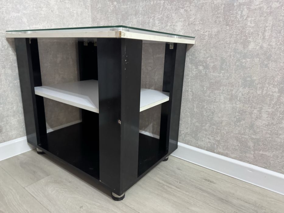 Подставка для телевизора