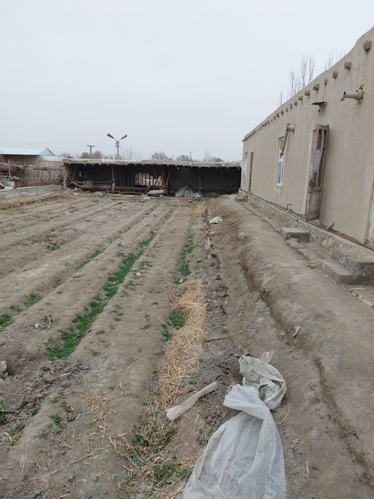 Участка сотилади