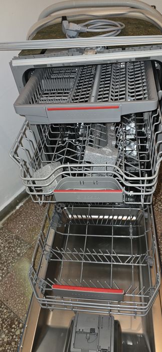 Masina de spalat vase Bosch silence wifi .