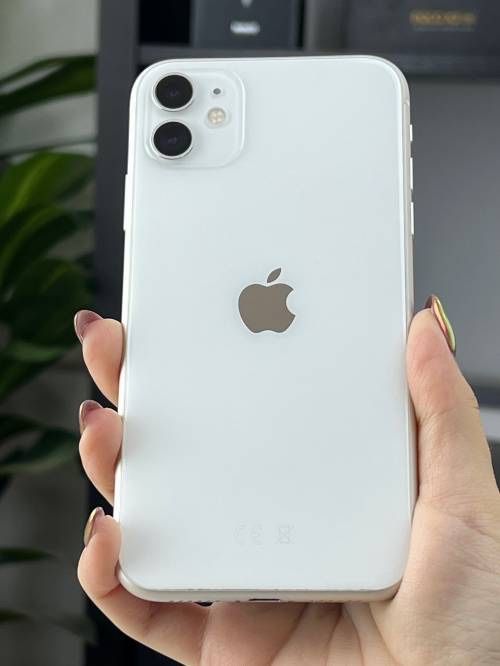 Продам iphone 11 64GB