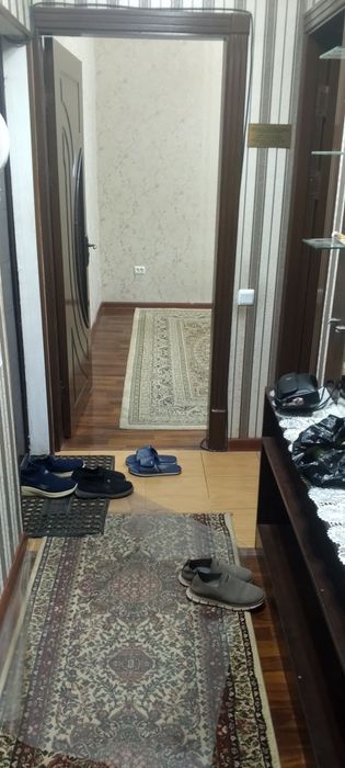 Arenda kvartira Chilonzor 16 Metro oylaga BOLLAGA qizlaga