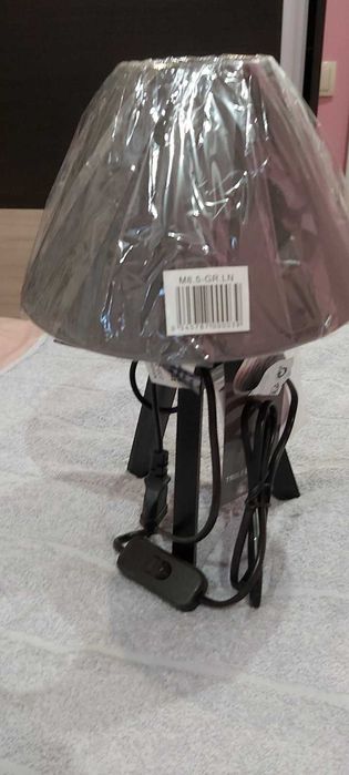 Основа за настолна лампа