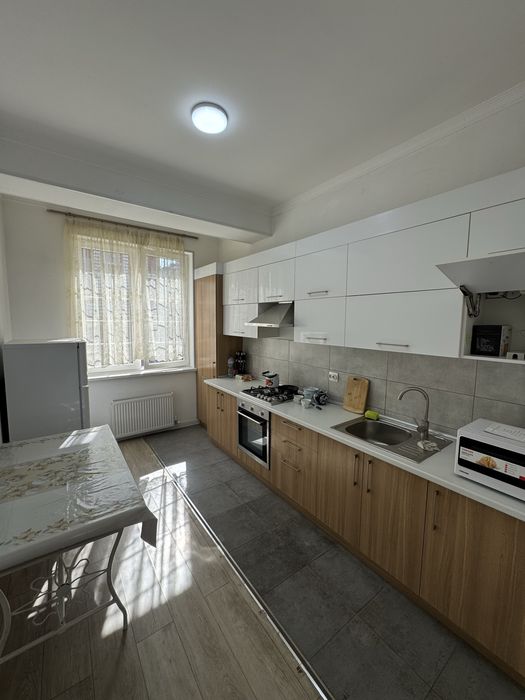 3/3/8 Мирабад ЗАГС ! ЖК Гринвич ! 500 $