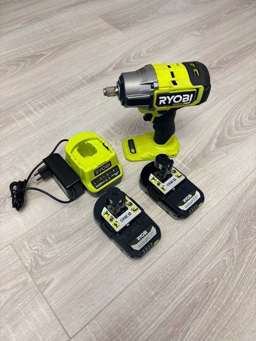 Акумулаторен-ударен гайковерт 1/2 Ryobi RIW18X[900Nm] с 2 батерии и зарядно