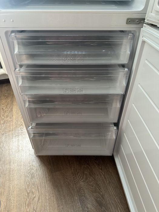 холодильник Haier