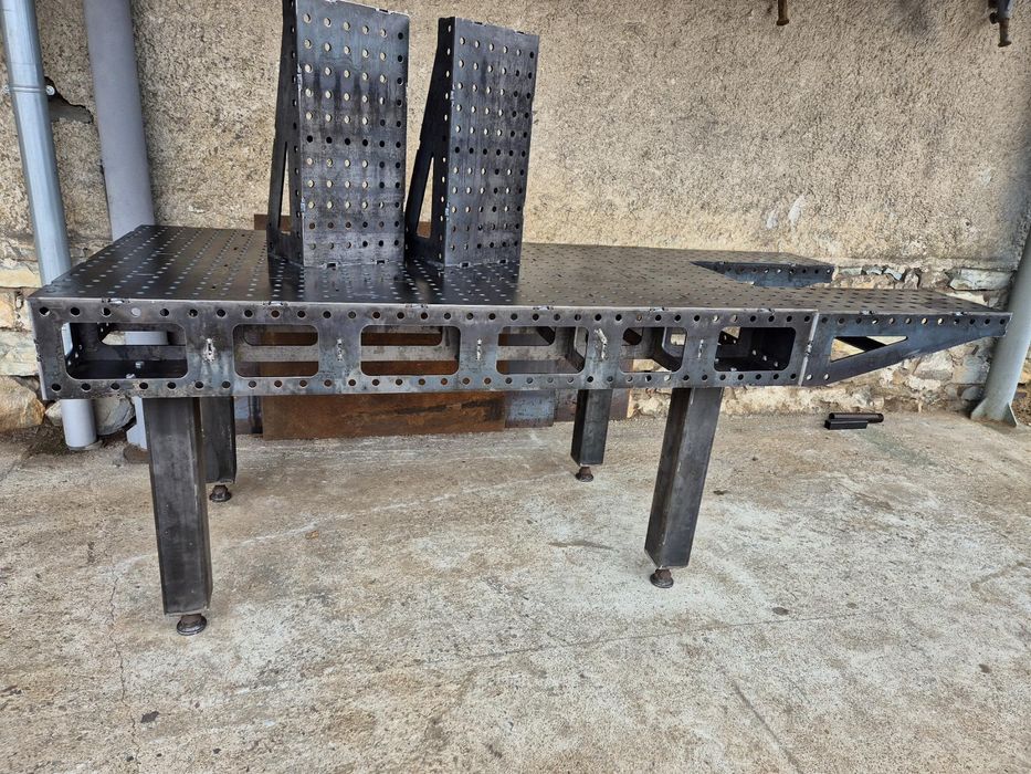 Заваръчна маса лазарно рязана