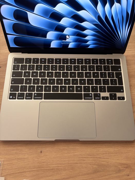 MacBook Air m4 256GB 16GB