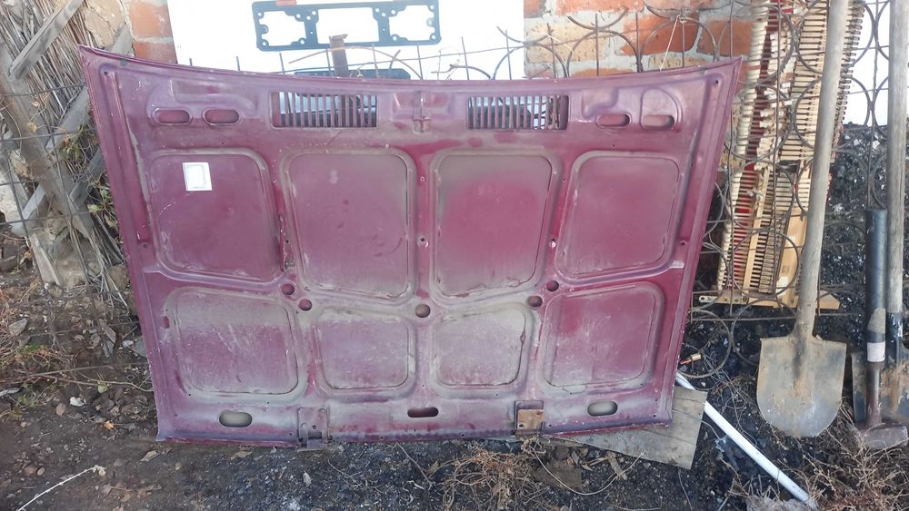 Продам капот ваз 2107