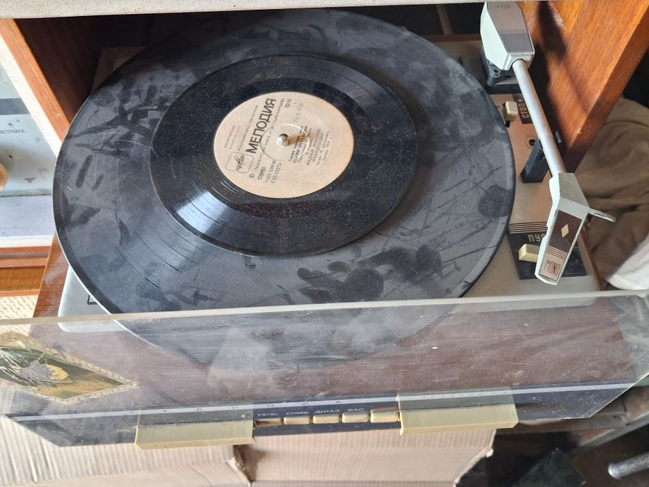 Радиола Эстония 4