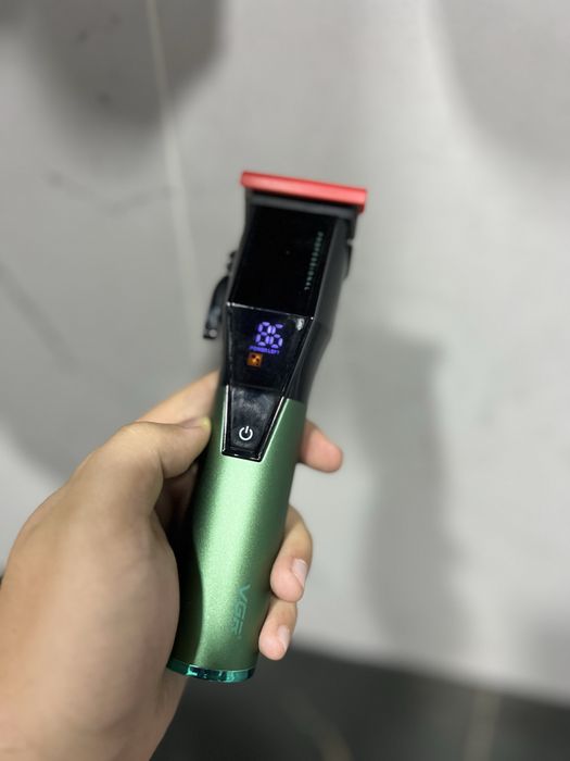 VGR mashinka Babyliss qaychi + taroq