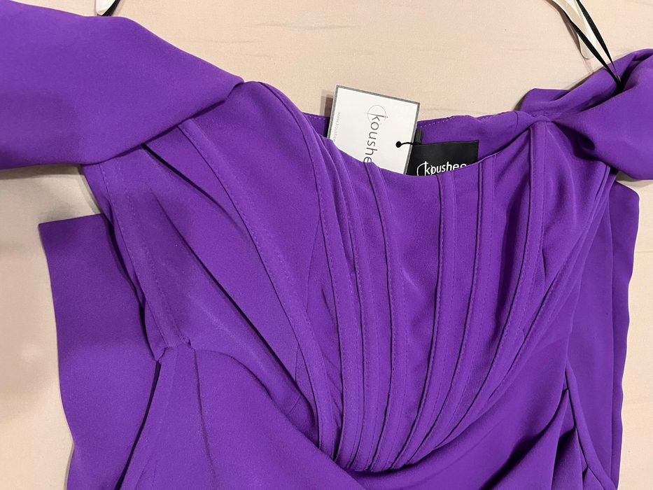 Koushee рокля нова