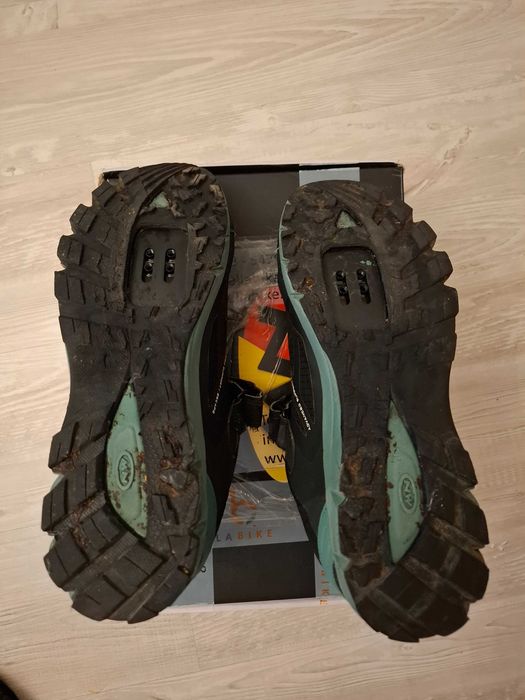 Pantofi ciclism Northwave Escape Evo – mărime 46, folosiți, 80 lei