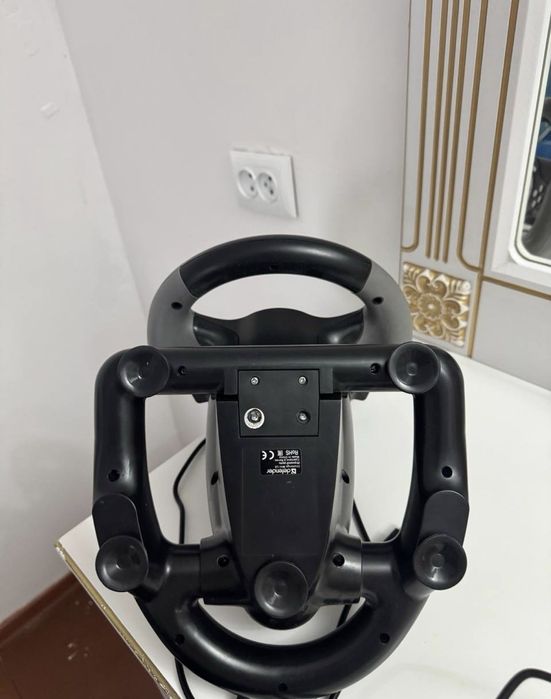 Руль для игр с педалью