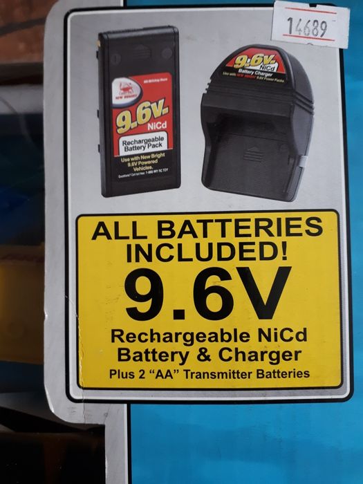 Радиоуправляемая гоночная лодка