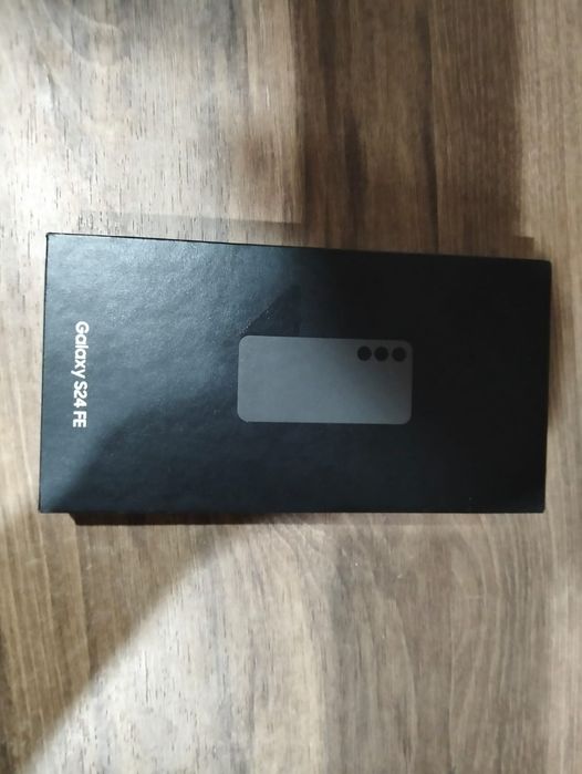 SAMSUNG S24 FE продажа или обмен