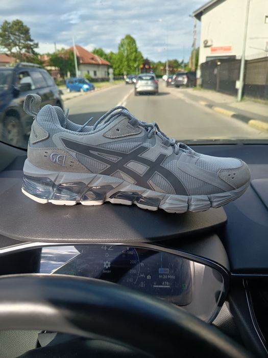 Asics 42,5 impecabili