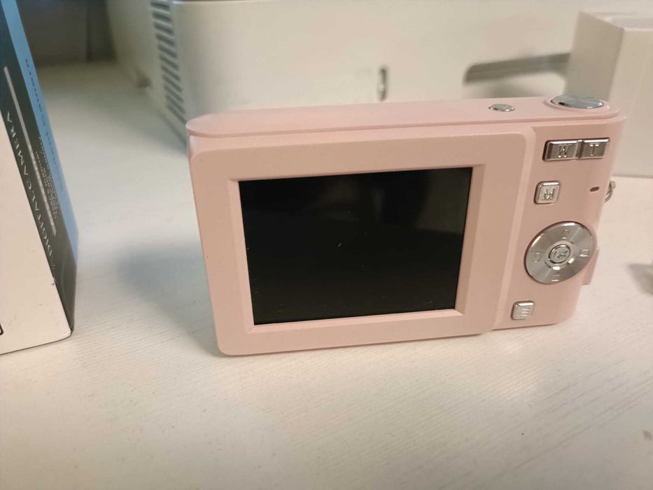 Camera digitala 50MP