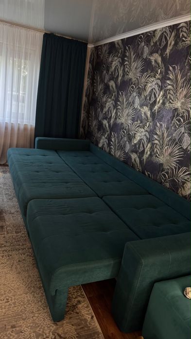 продам диван для зала