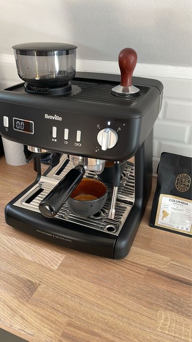Espressor Breville Barista Max+