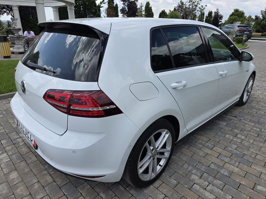 VW Golf 7 GTD # Model 2014 # EURO 6 # 2.0 Diesel 184cp # BiXenon # LED # Navigatie # Camera # Webasto