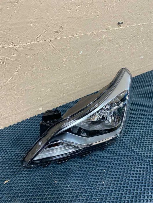Фара левая Hyundai Accent с 2014 г
