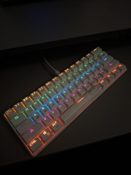 Tastatura qwerty noua