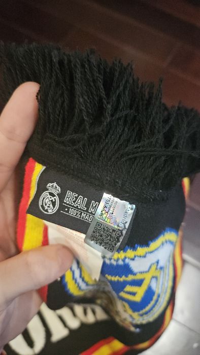Черен Real Madrid шал