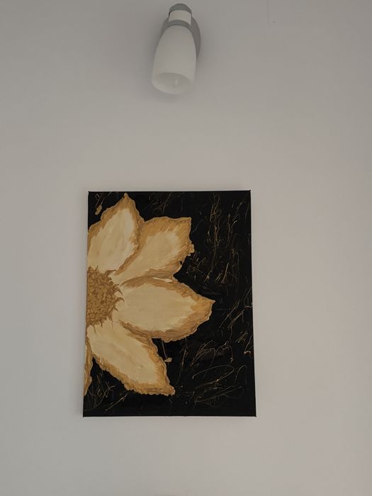 Tablouri prictate manual pe pânză