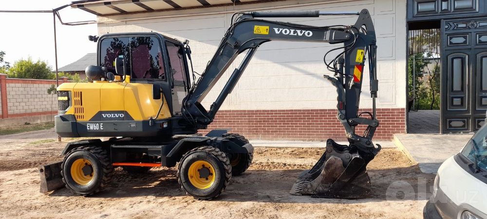 ekskavator mini volvo 60