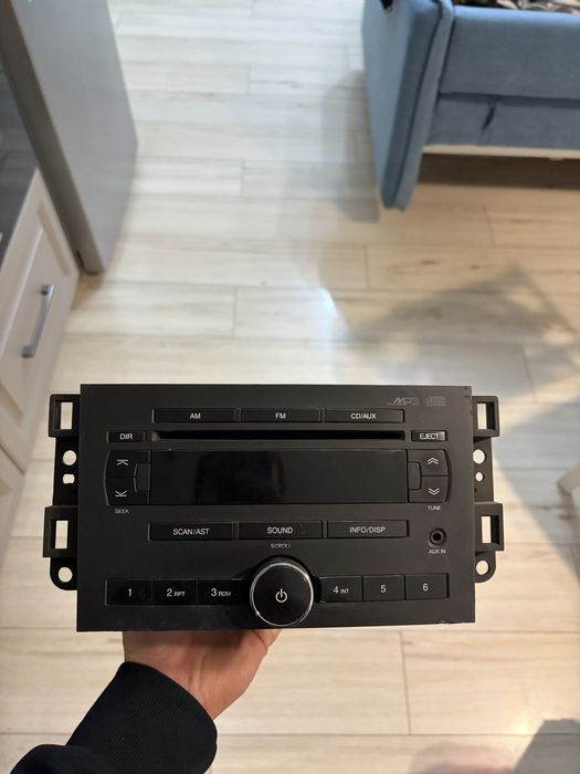 Продам заводскую магнитолу от Авео,Нексия Р3, Равон.