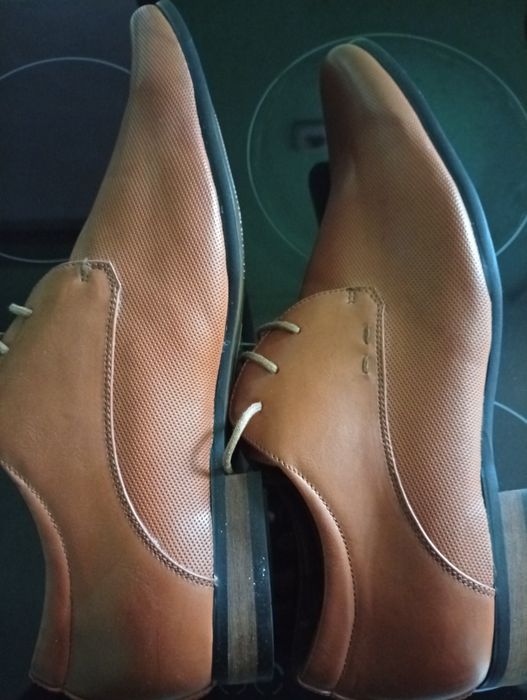 Обувки Connor No 46 нови!