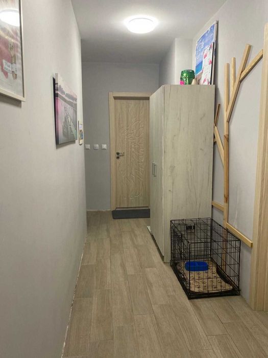 Тристаен Апартамент