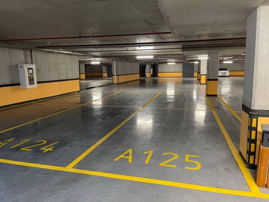 Промышленные бетонные полы | Топинговый пол | Ровная заливка