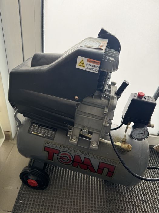 Продам компрессор