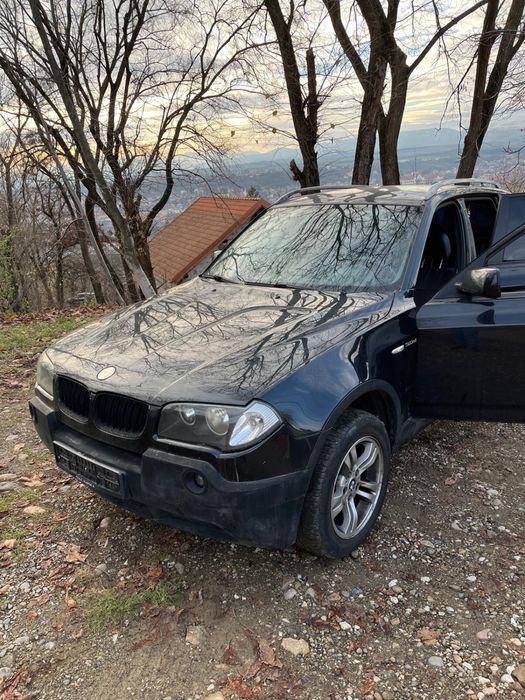 Dezmembrez e83 2004 204 cai