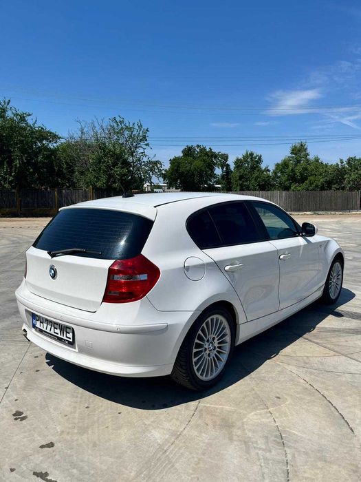 BMW 1 Series 2010 — imagine 5