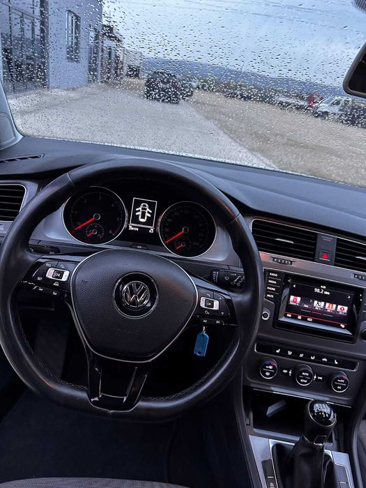 VW Golf 7, 1.6 TDI, 06.2014  105 CP