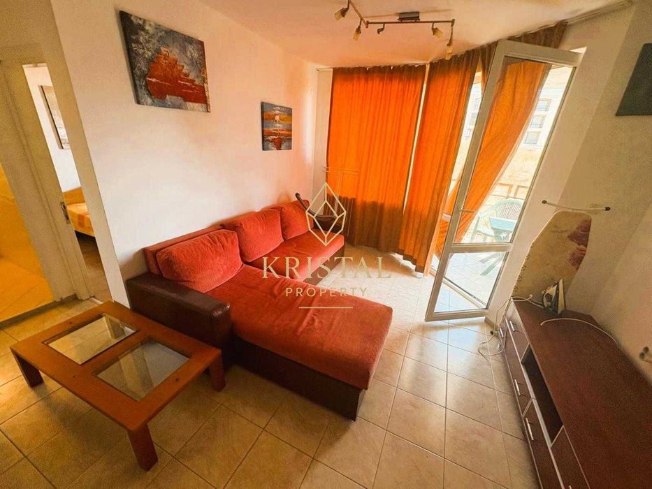 Продава се Тристаен апартамент в Свети Влас - 67 кв.м за 647 €/кв.м - Снимка #1