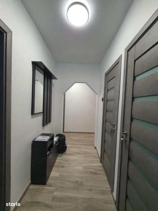 Alexandru cel Bun bloc la bulevard apartament 2 camere decomandat
