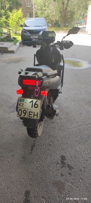 Продам скутер танк