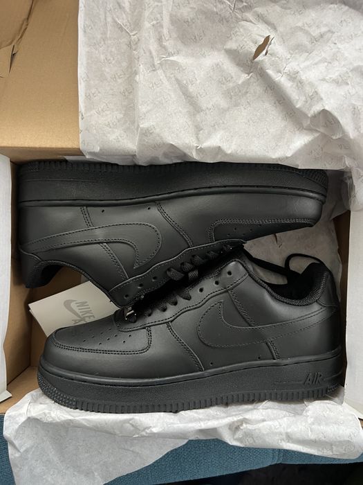 NIKE AIR FORCE.100% оригинал.Различни номера.Мъжки и дамски модели